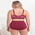 Wireless Front-Close Lounge Bra image number 1