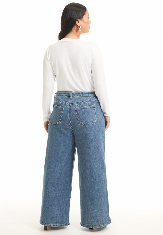 June Fit High-Rise Jeans image number null