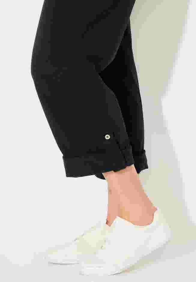 Suprema® Studio Roll Tab Pant image number 6