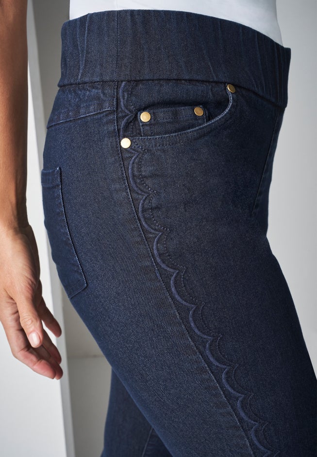 Comfort Waist Scalloped Ankle Jean image number 1
