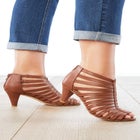 The Saffi Shootie image number null