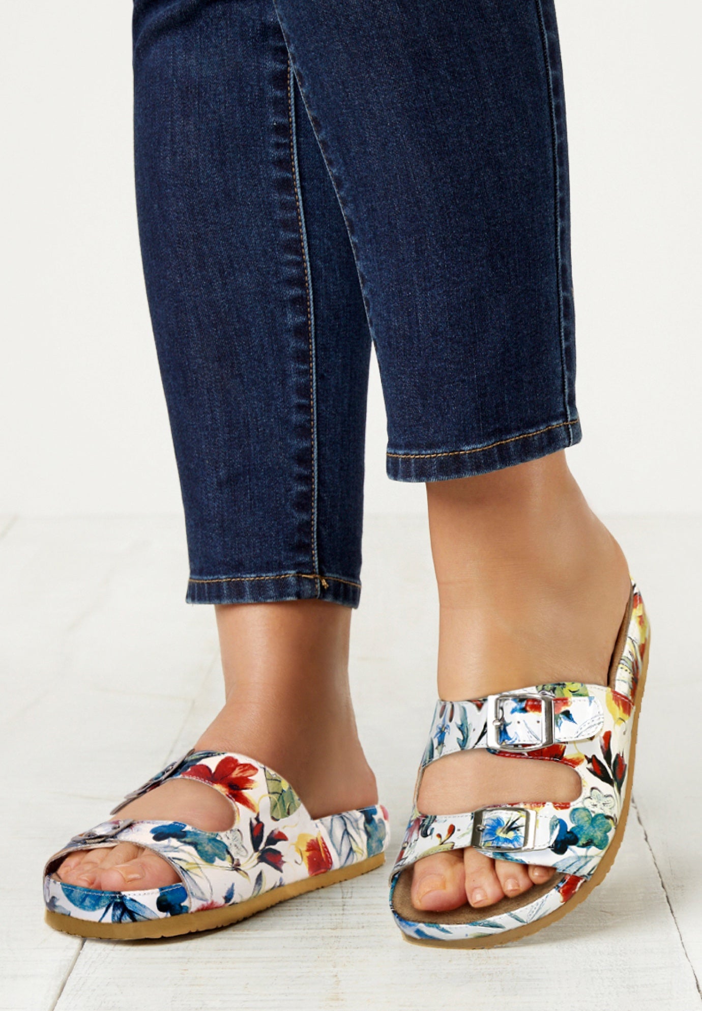 The Maxi Slip On Footbed Sandal image number 0