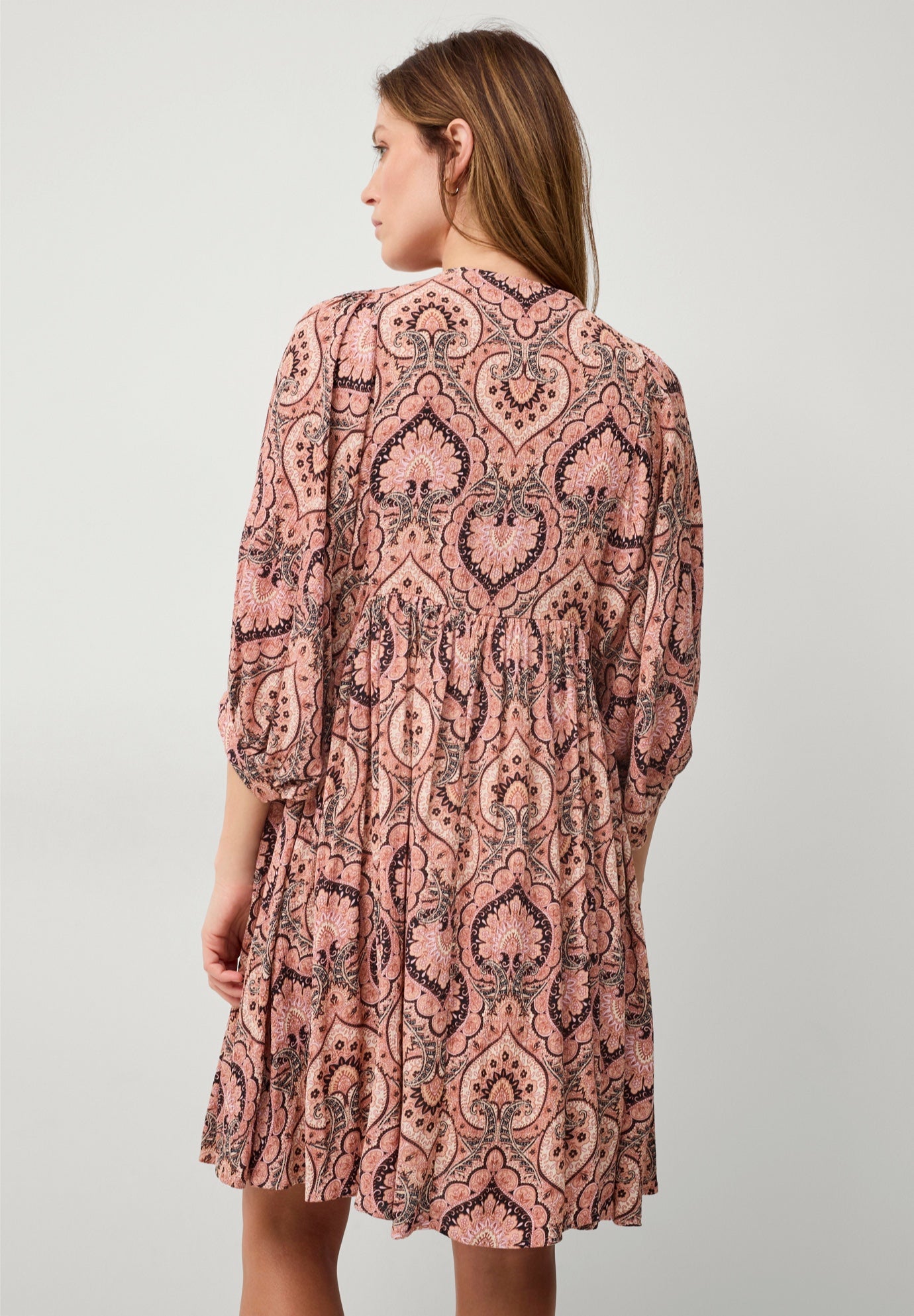 Crinkle Keyhole Empire Dress image number 1