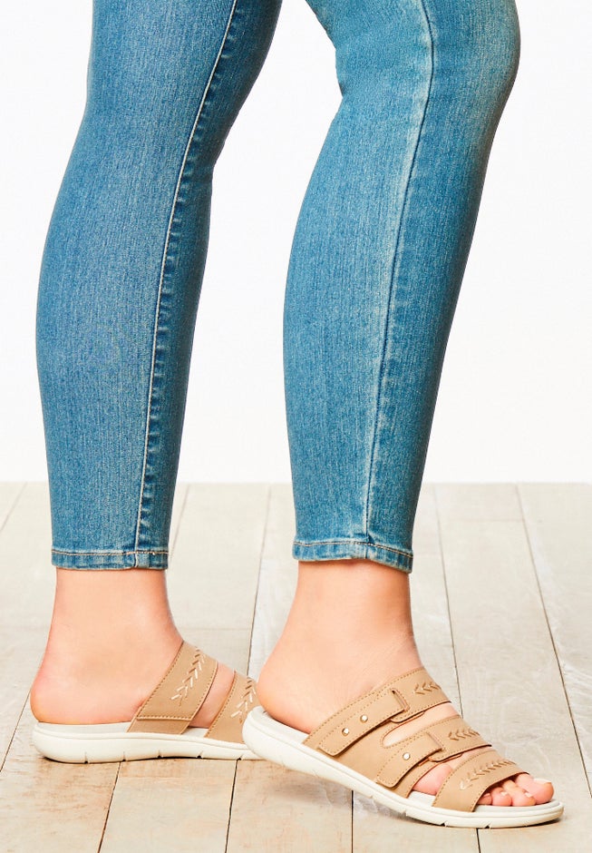 The Lark Water Friendly Slip On Sandal image number 6