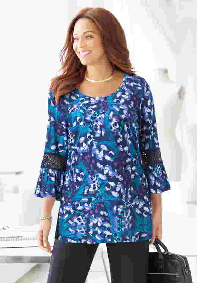 Dream Drape Bella Crochet Trim Top image number 0
