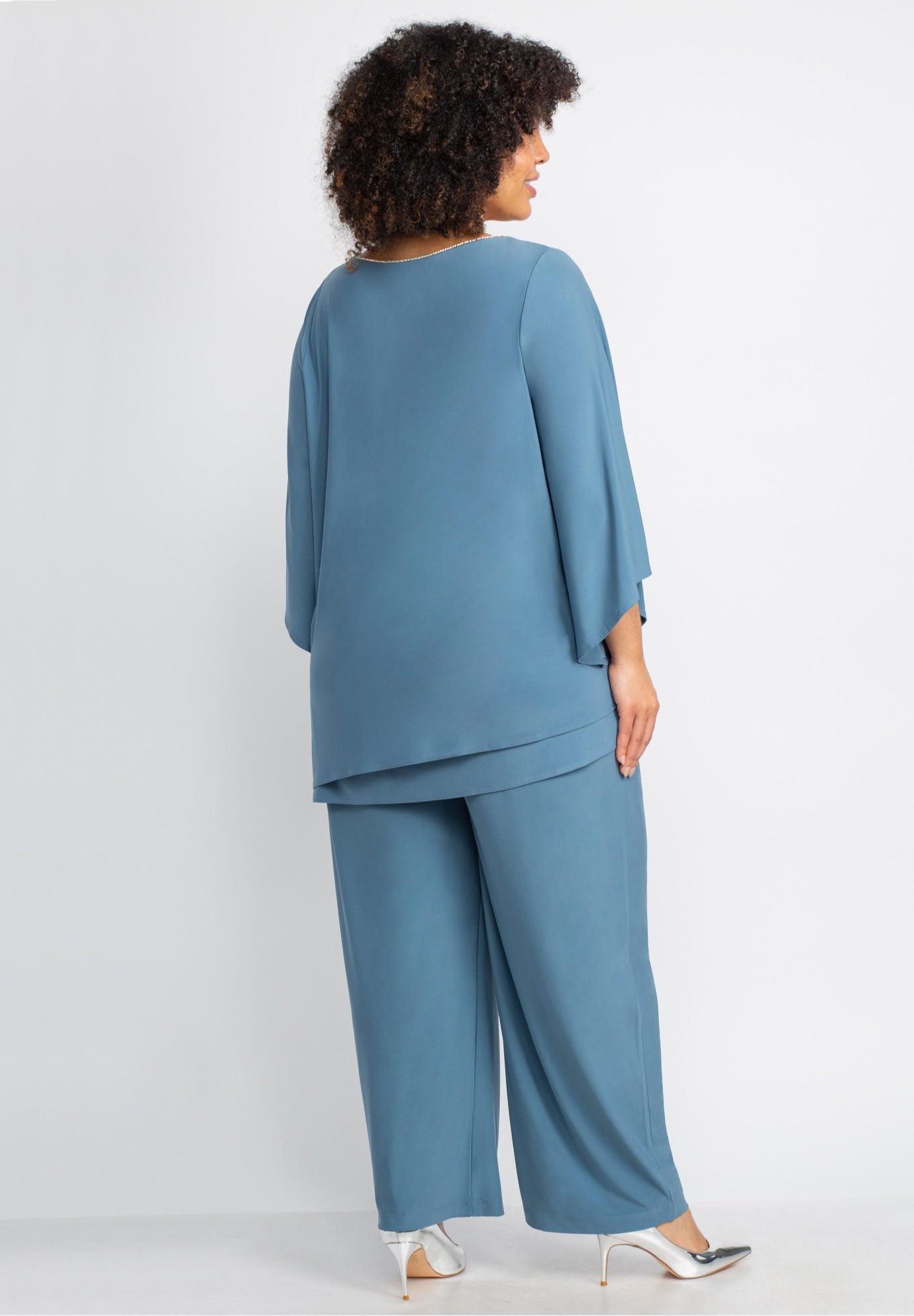 2-Piece Embellished Keyhole Pant Set image number 1