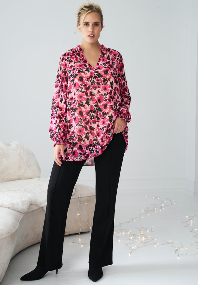 Notch Neck Blouson Sleeve Tunic image number 3