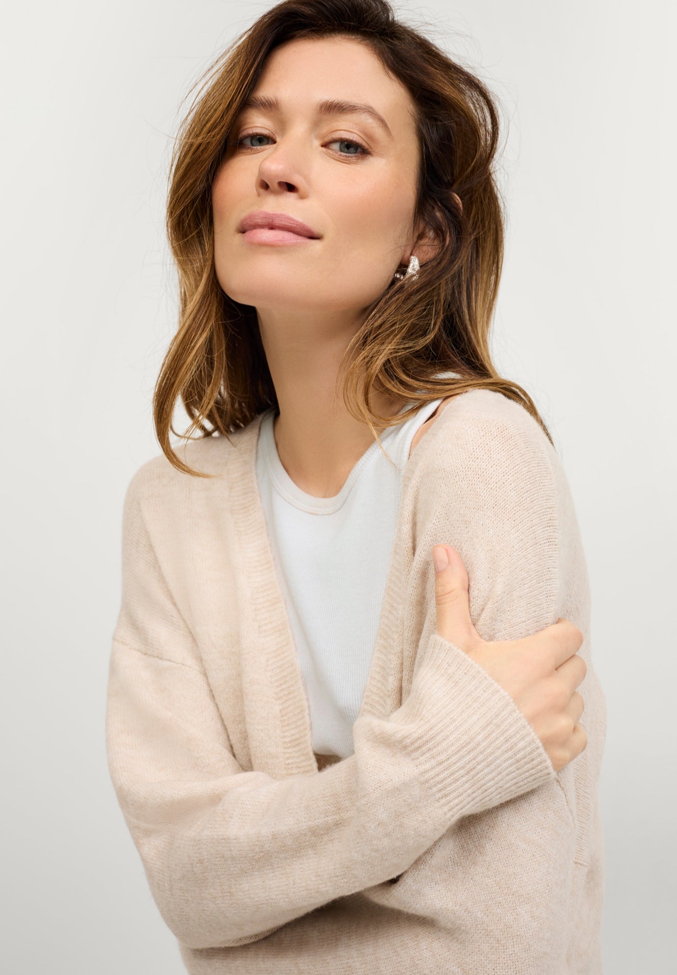 Long Open Cardigan With Pockets image number 2