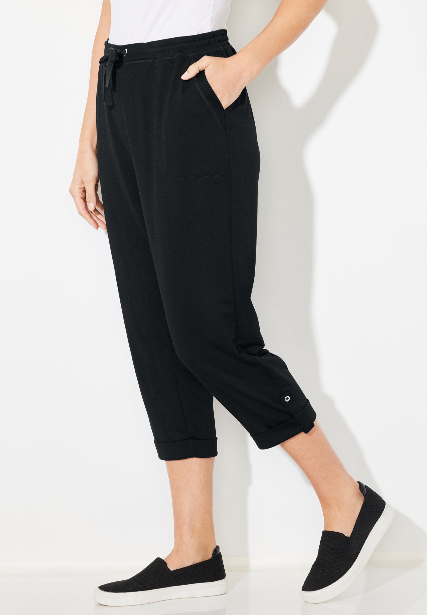 Cloud Knit French Terry Roll Tab Capri image number 3