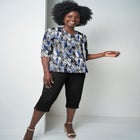 Stretch Cotton V-Neck Tee image number null