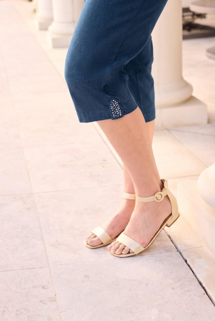 Everyday Capri with Sparkle Hem image number 3