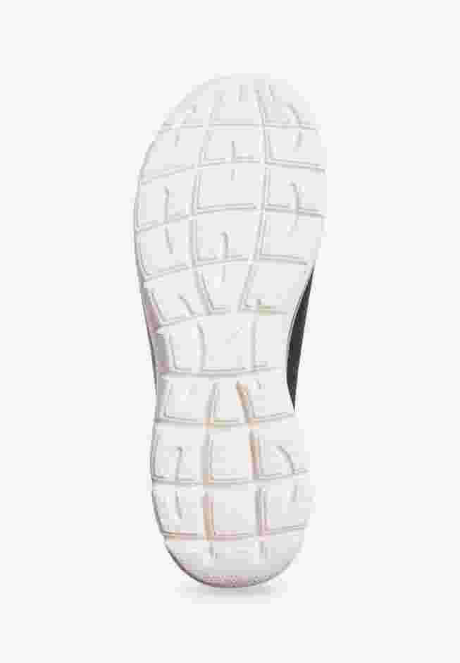 The Summits Sneaker image number 2