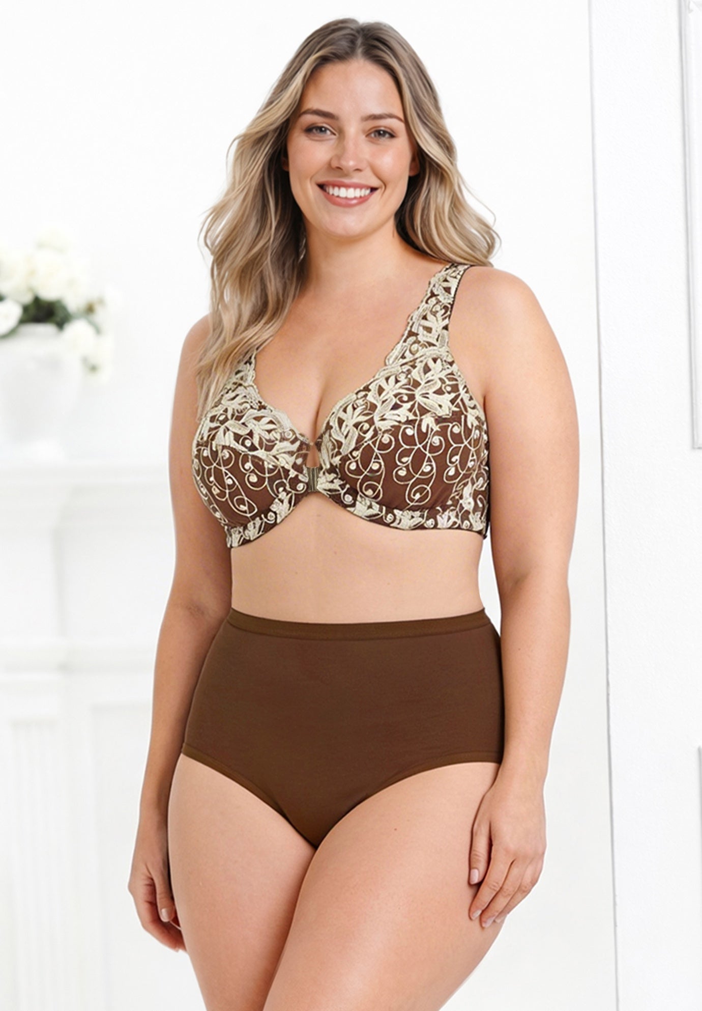 Embroidered Underwire Bra image number 0