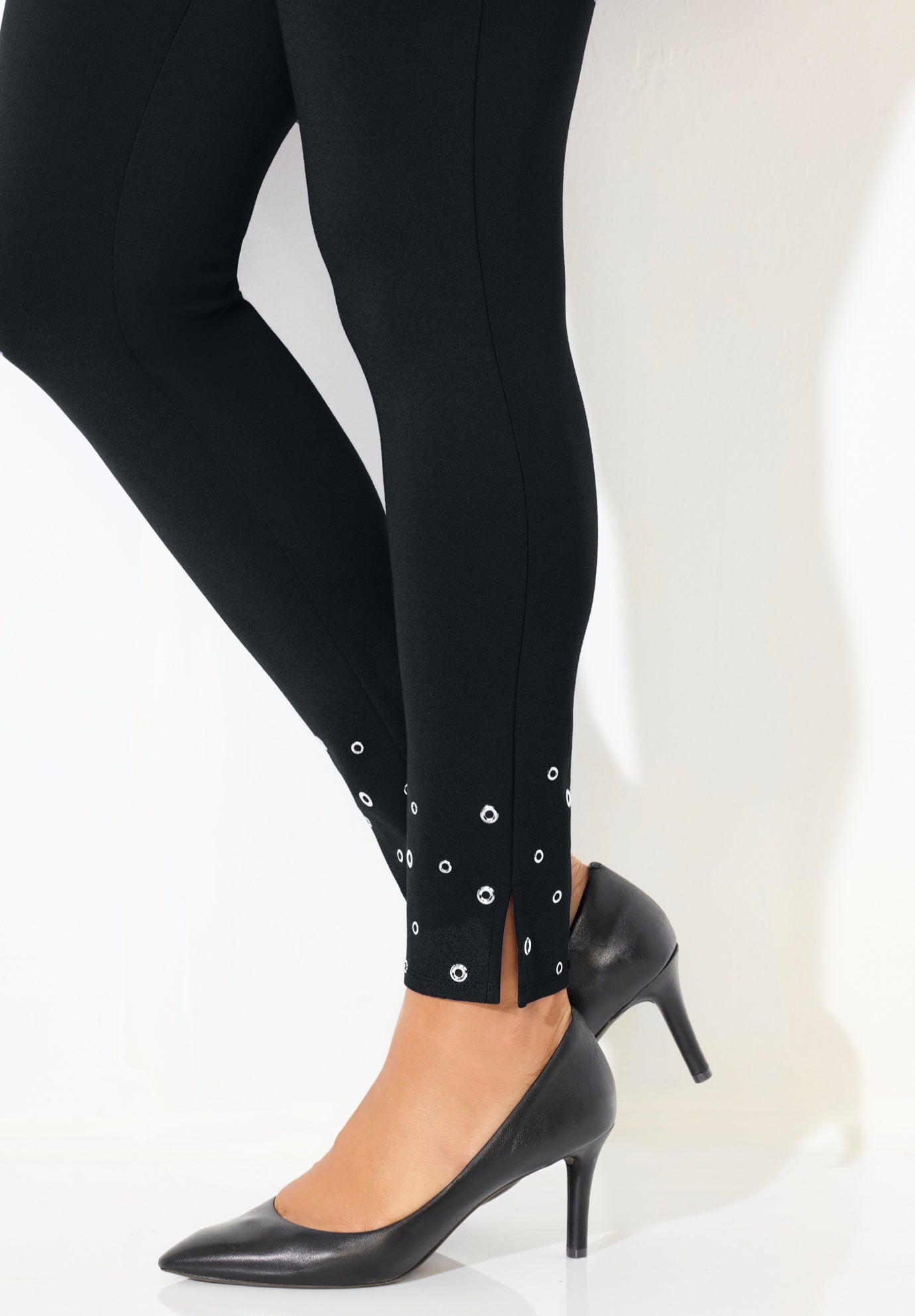 Black Label Grommet Ponte Pant image number 3