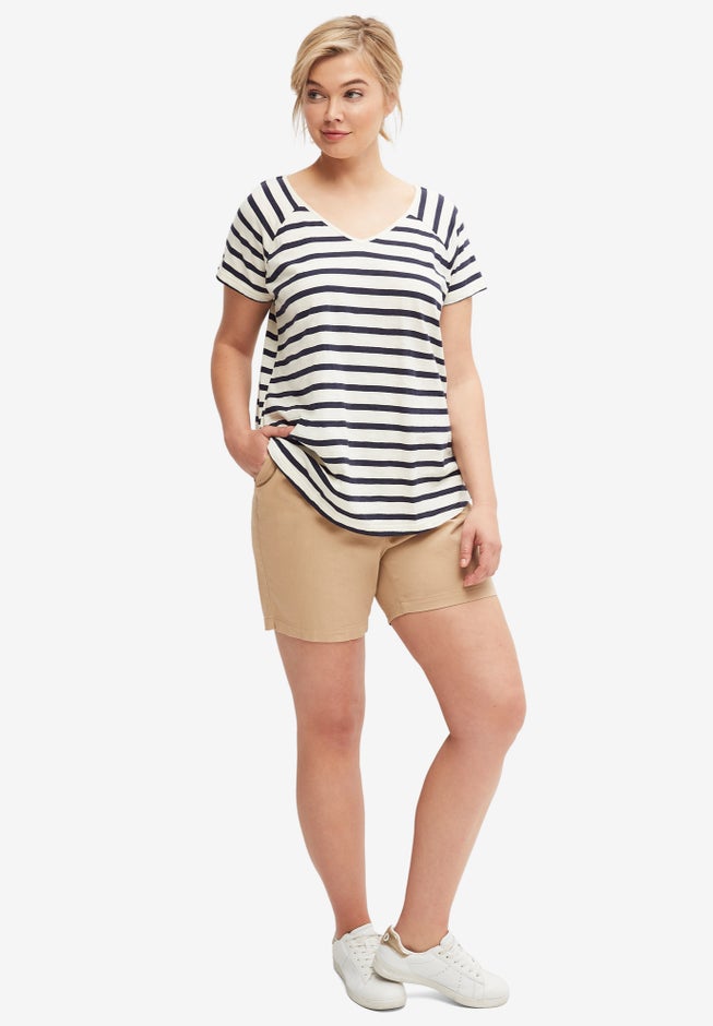 Rounded V-neck Tee image number 0