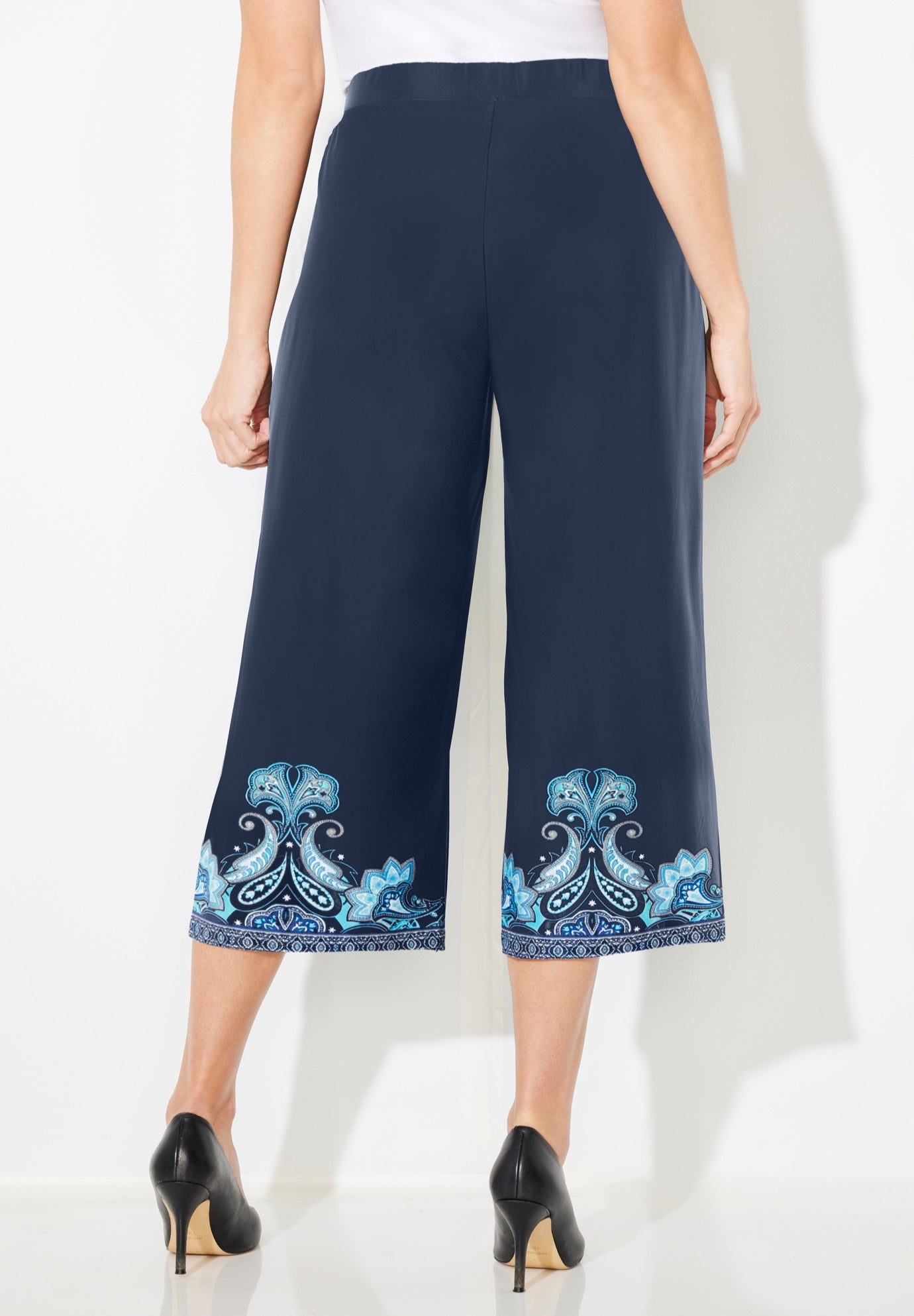 AnyWear Wide Leg Capri image number 2