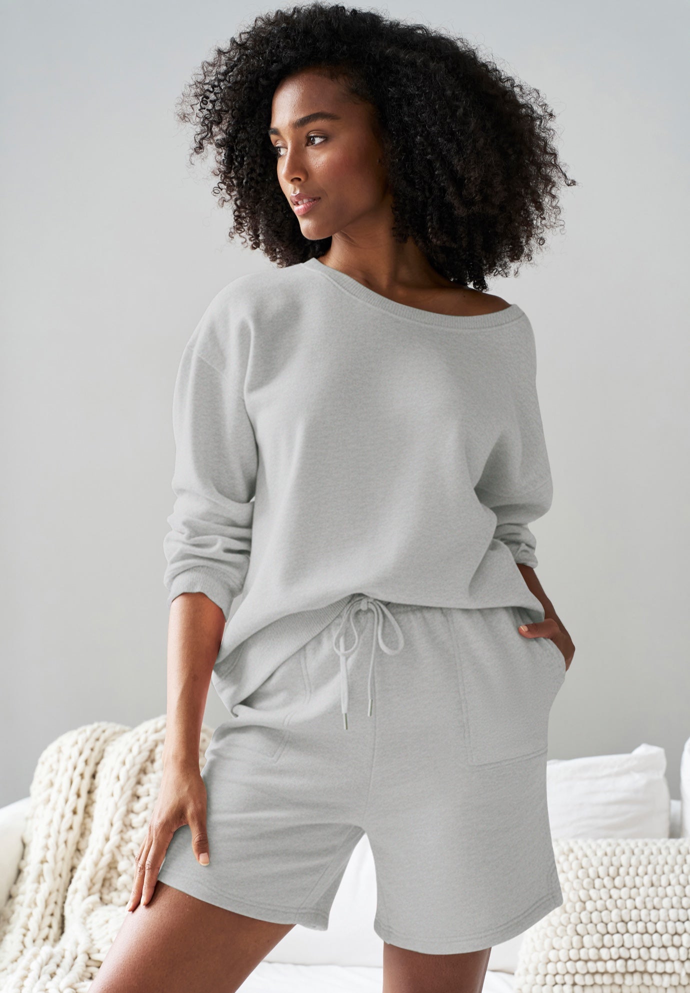 Fleece Shorts With Drawstring Waist image number 0