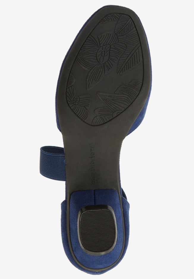 The Camilla Pump  image number 2