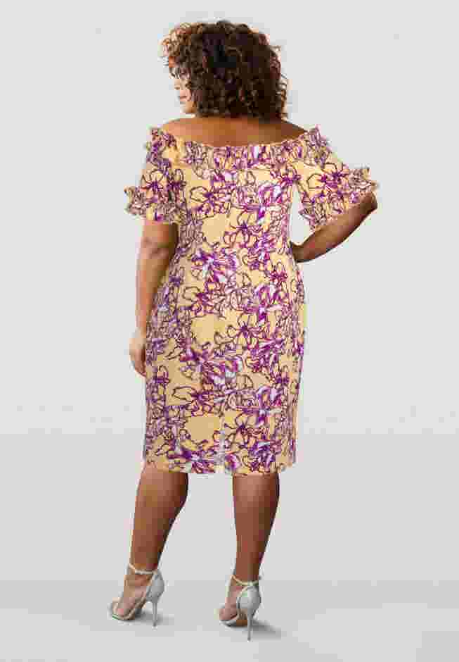 Plus Size Floral Midi Dress image number 1