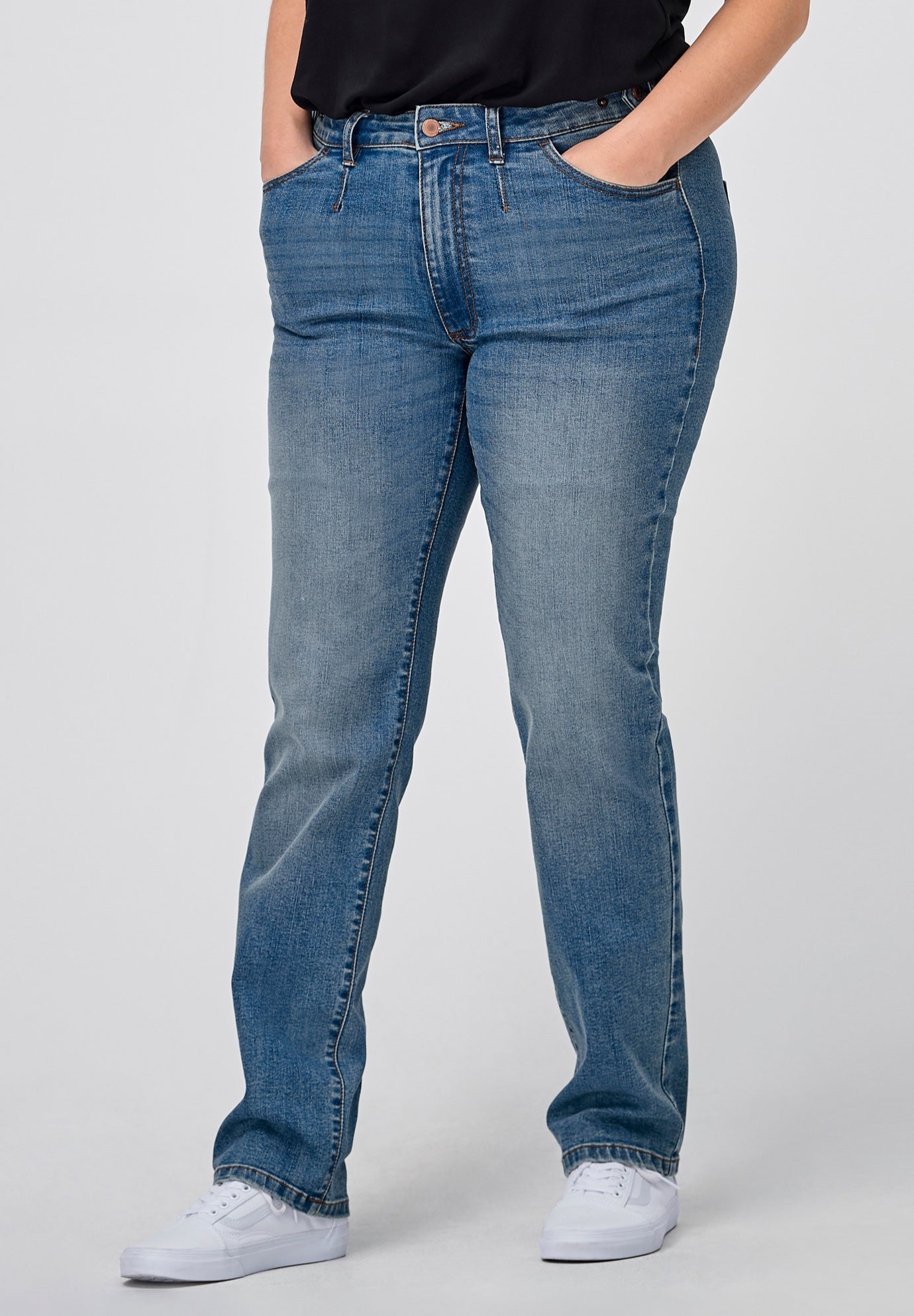 Mid-Rise Straight Stretch Jeans image number 0