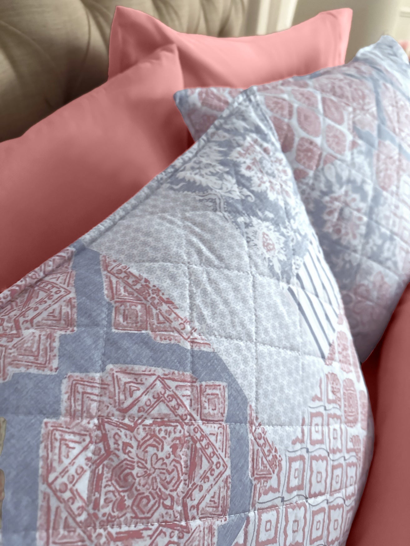 Geo Patchwork Quilt Set image number 2