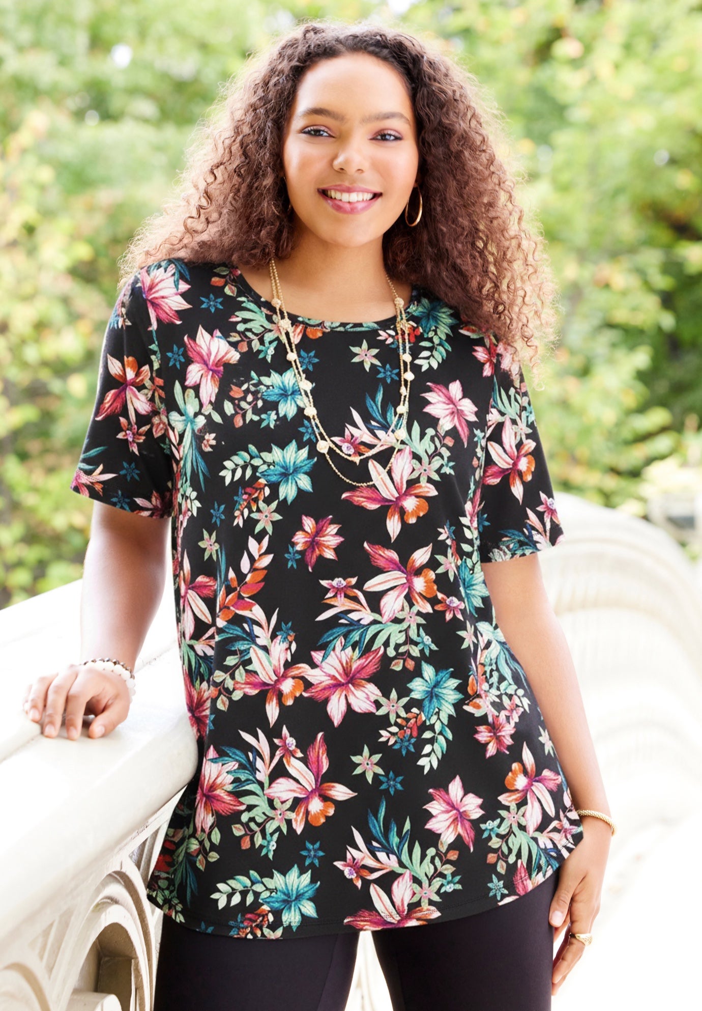 Suprema&reg; Ultra-Soft Scoopneck Tee image number 0