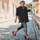 Everyday Stretch Cotton Capri Legging image number null