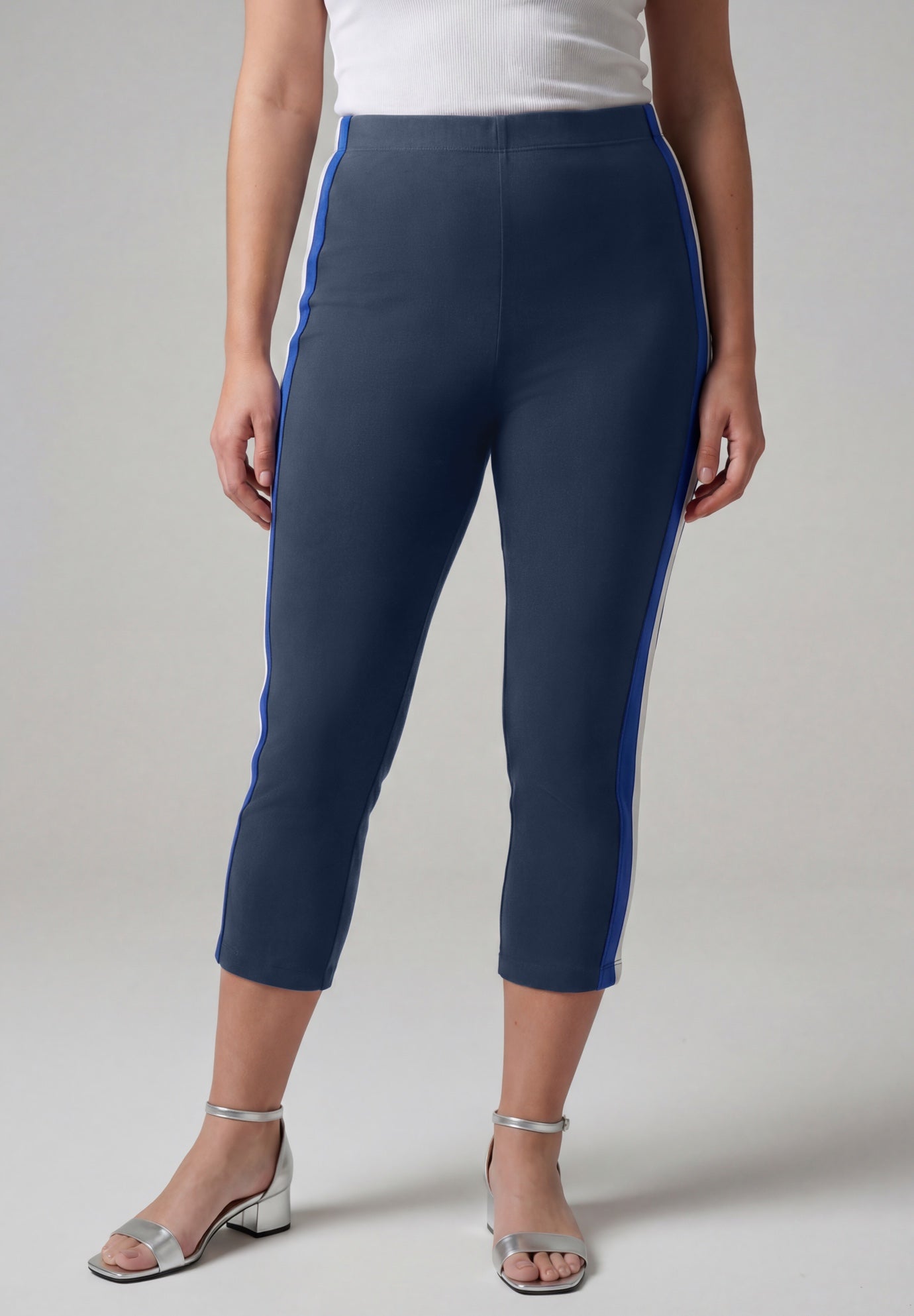 Everyday Stretch Cotton Capri Legging image number 1