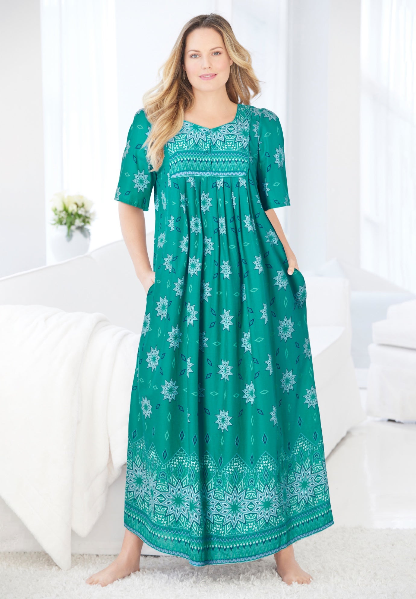 Bib-Front Short Sleeve Maxi Lounger image number 0