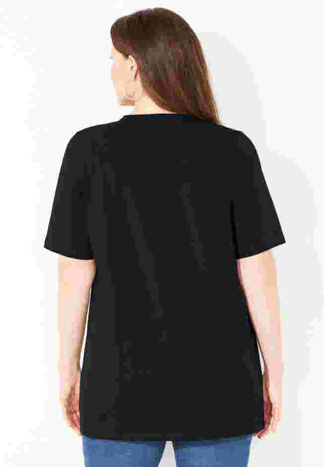 Suprema® Crochet V-Neck Tee image number 2