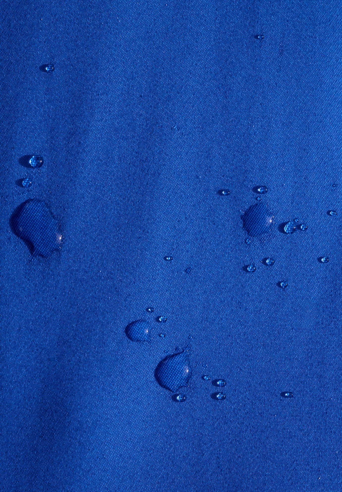 brrr° Cooling Sharktail Cover Up image number 2