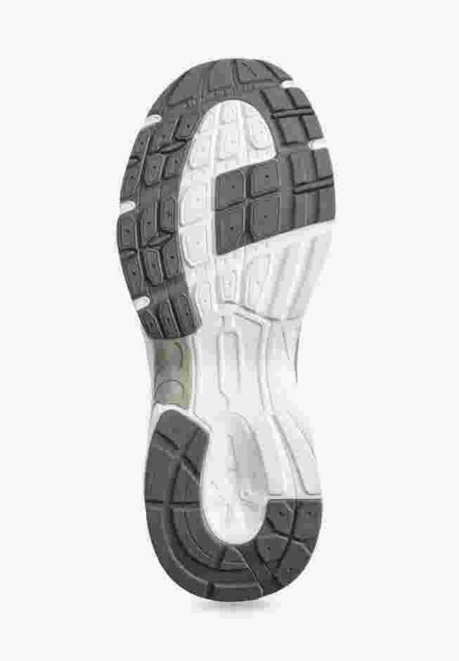 CV Sport Claude Slip On Sneaker image number 2
