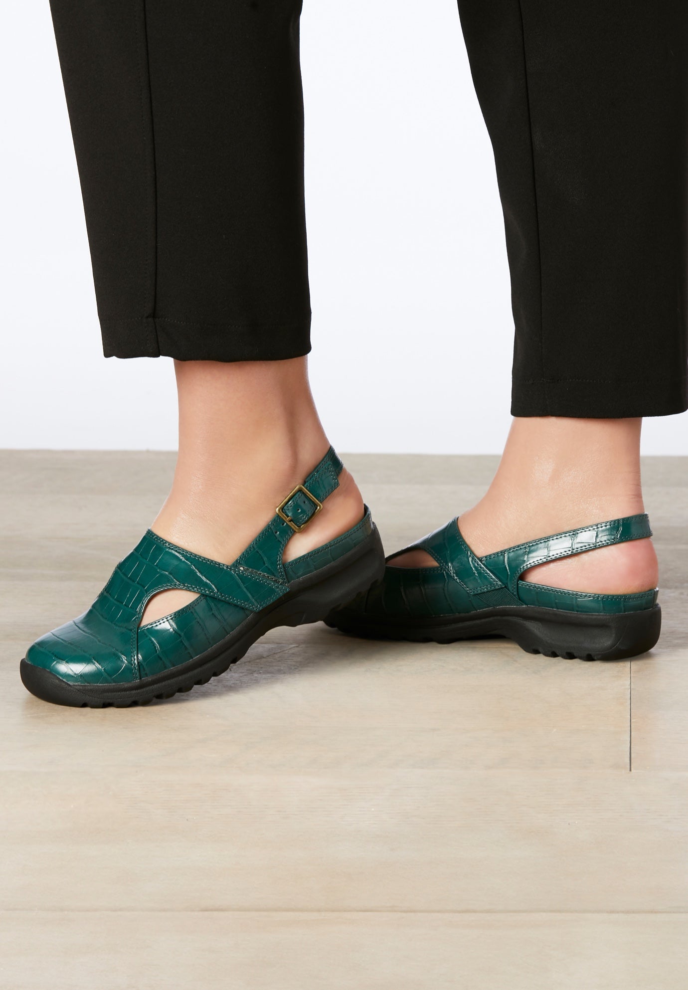 The Mariam Sling by Comfortview image number 0