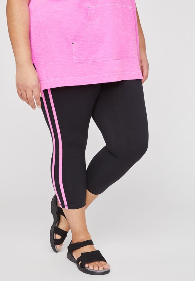 Marina Hills Active Legging Capri image number 0