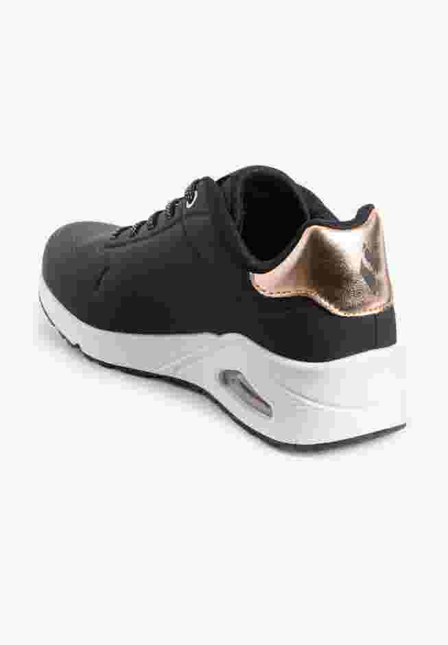 The Uno Sneaker image number 1