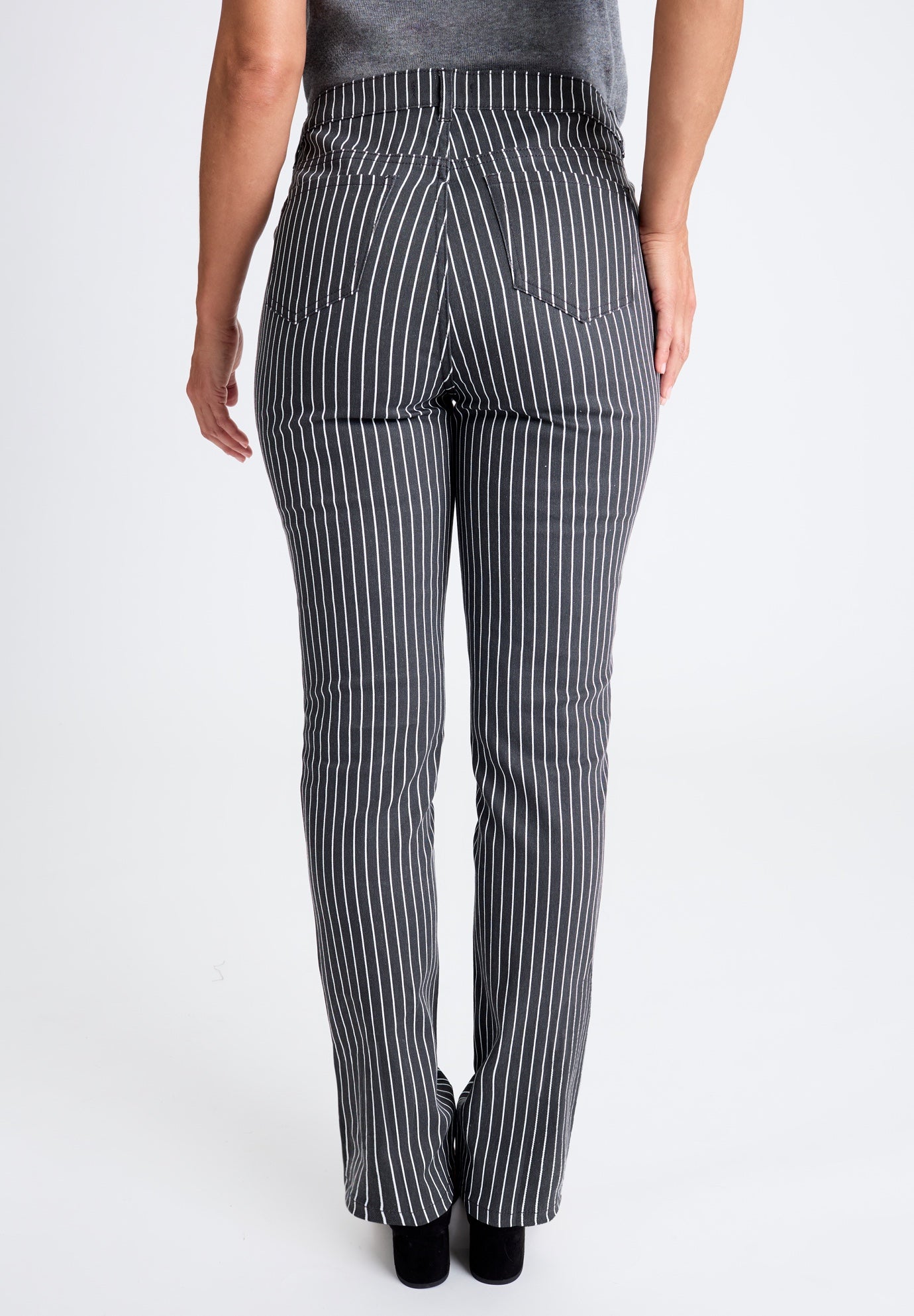 True Fit Stretch Denim Straight Leg Jean image number 1