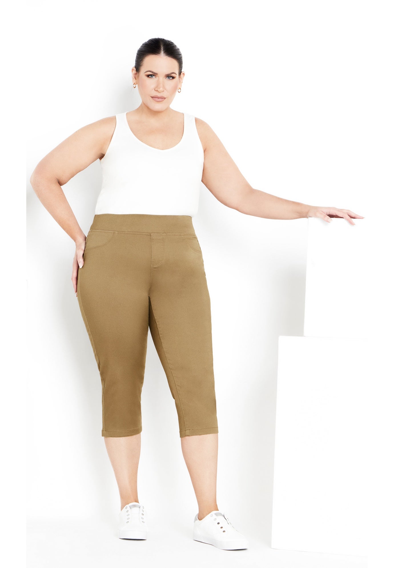 Butter Denim Pull On Crop Jean image number 0