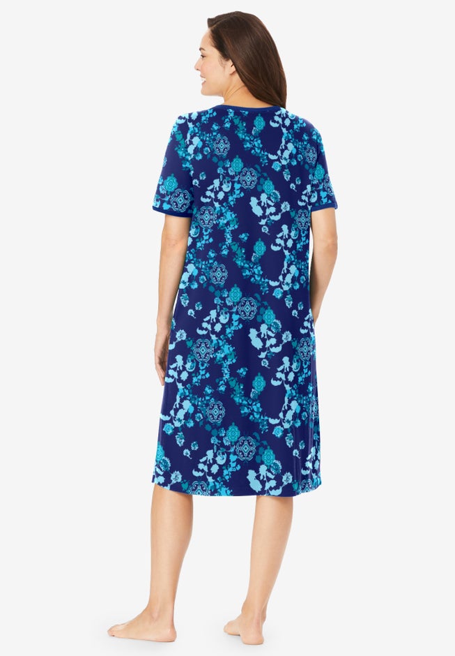 Short T-Shirt Lounger image number 1