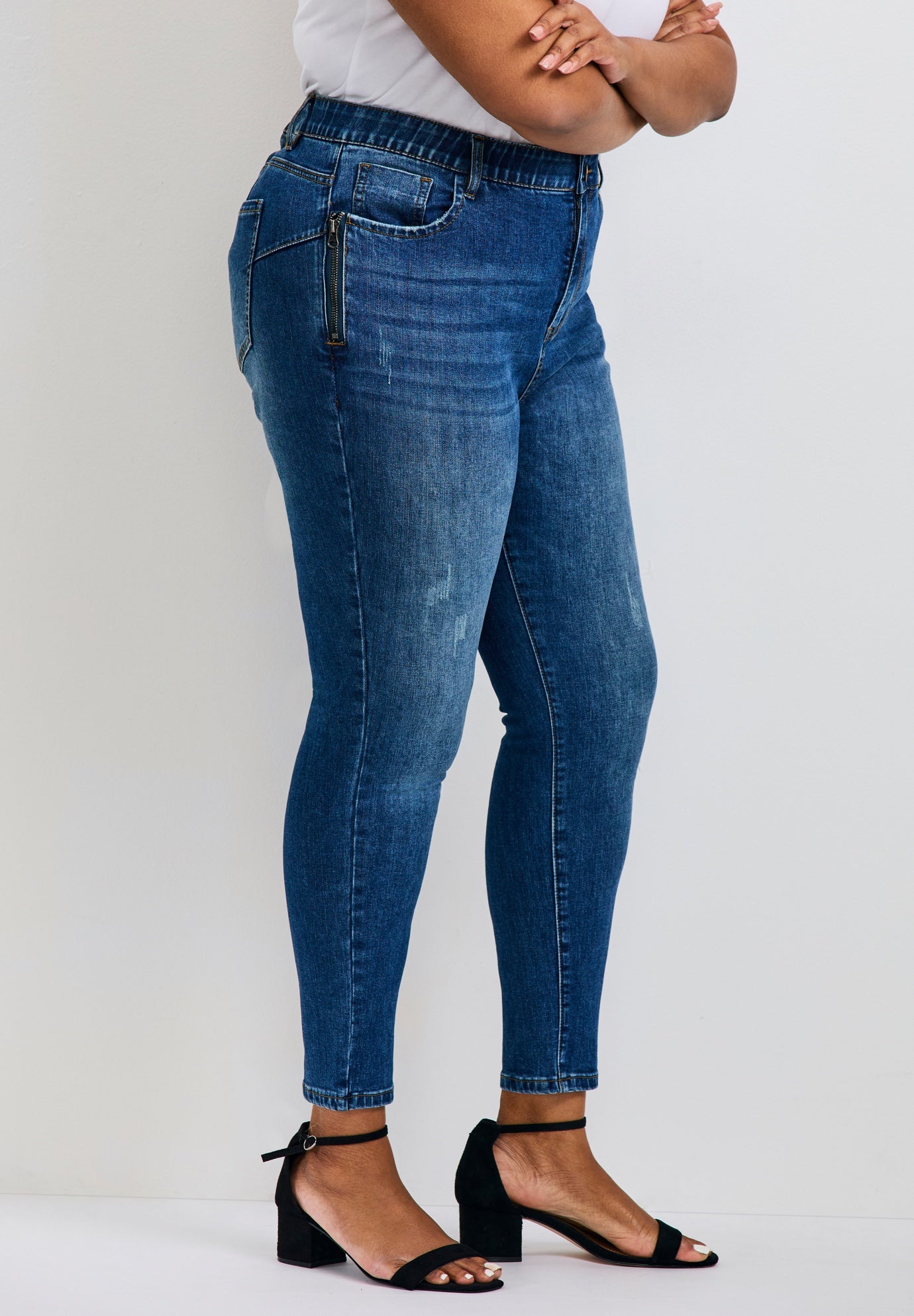 La Luna Zip Detail Skinny Jean image number 2