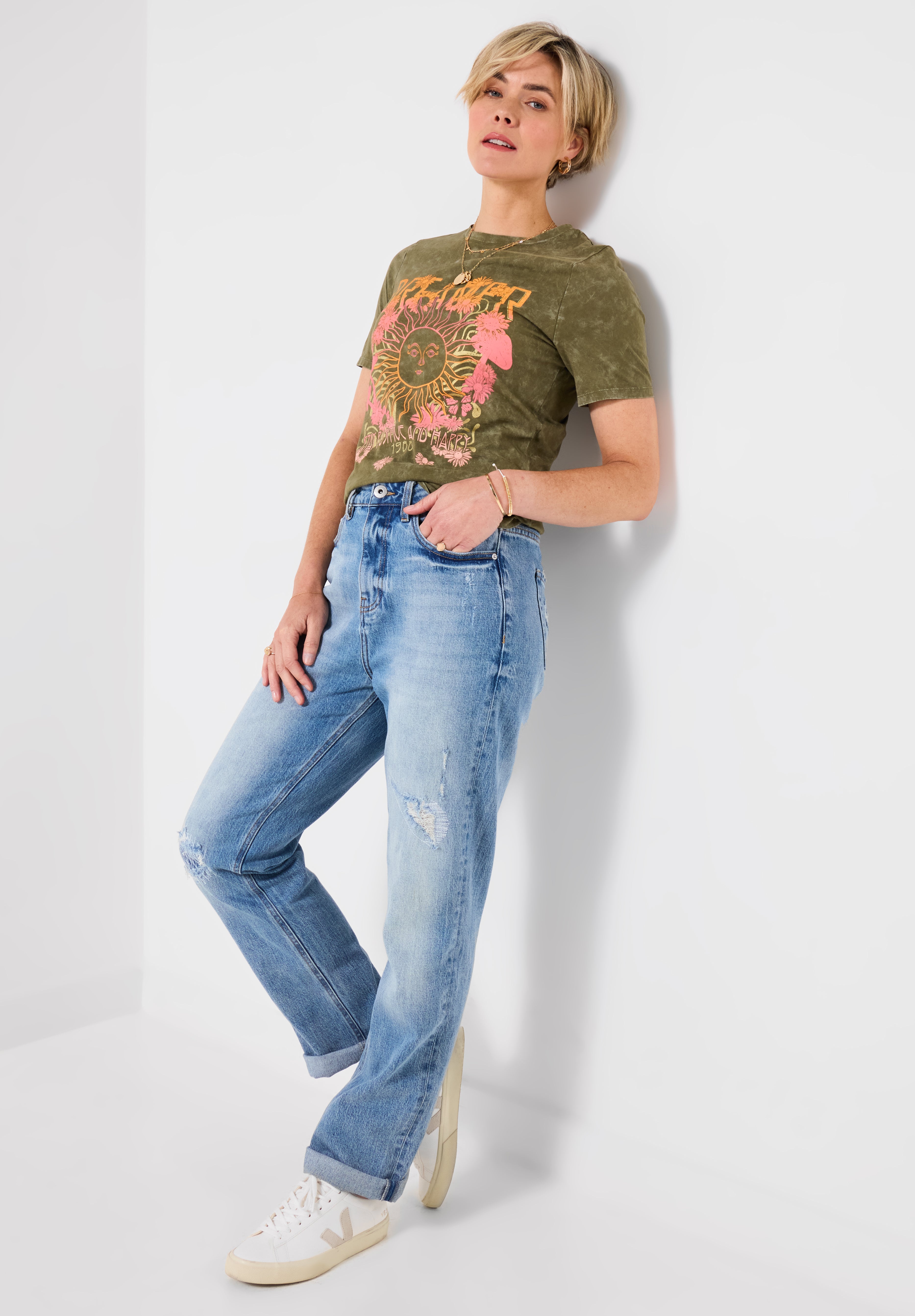 Stretch Cotton Graphic Tee image number 4