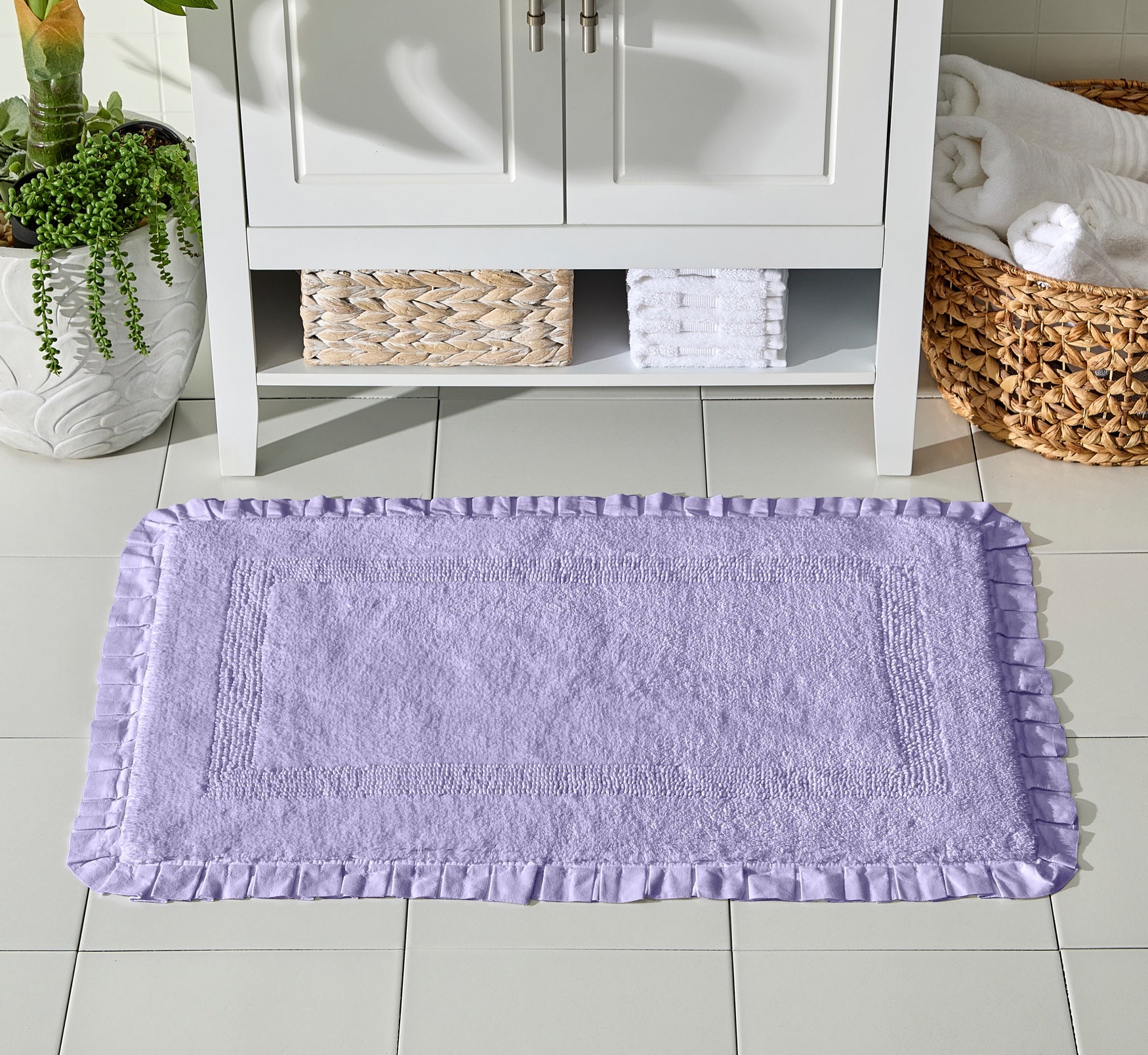 Rectangle Ruffle Bath Rug image number 0