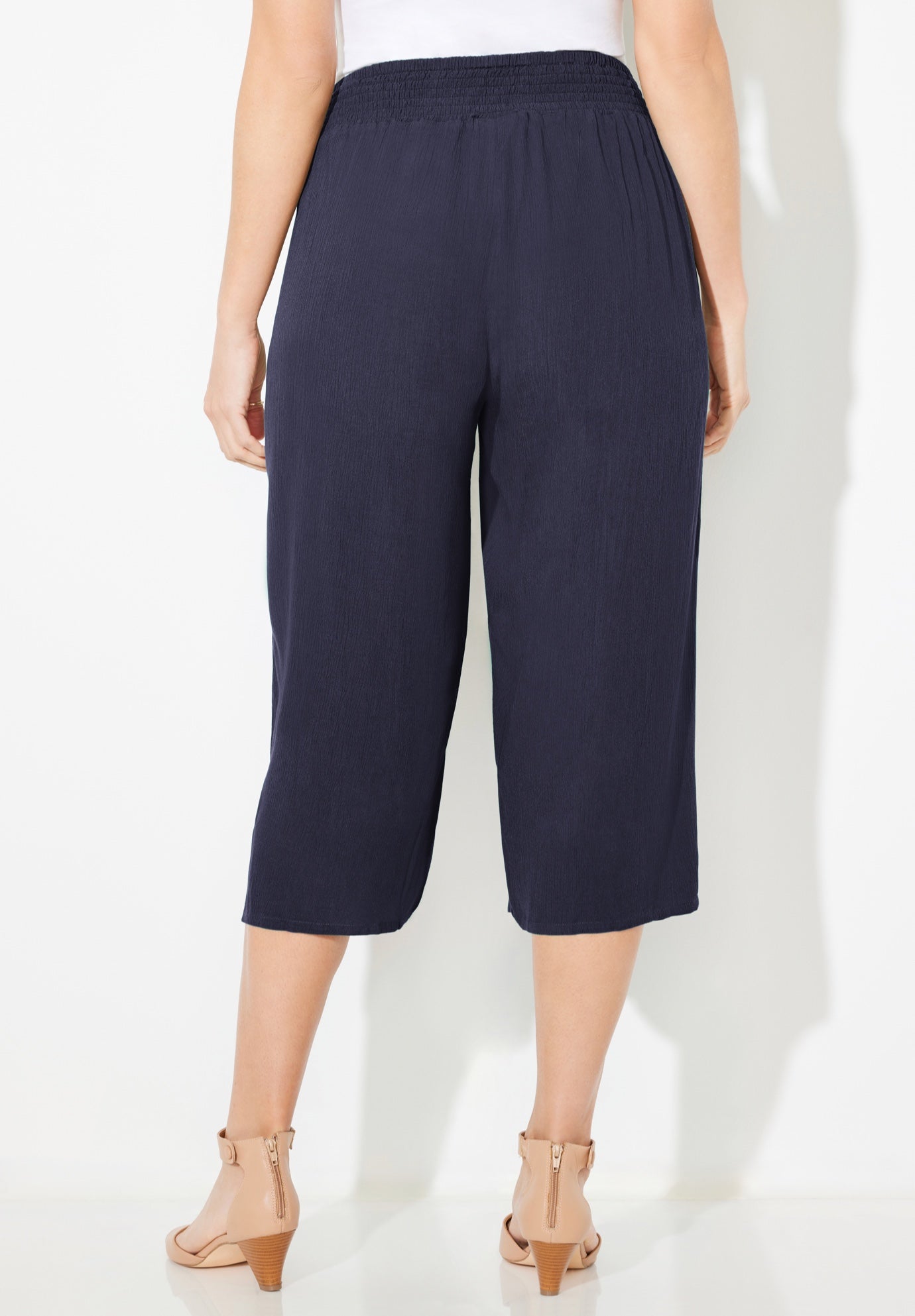 Gauze Pull-On Capri image number 1