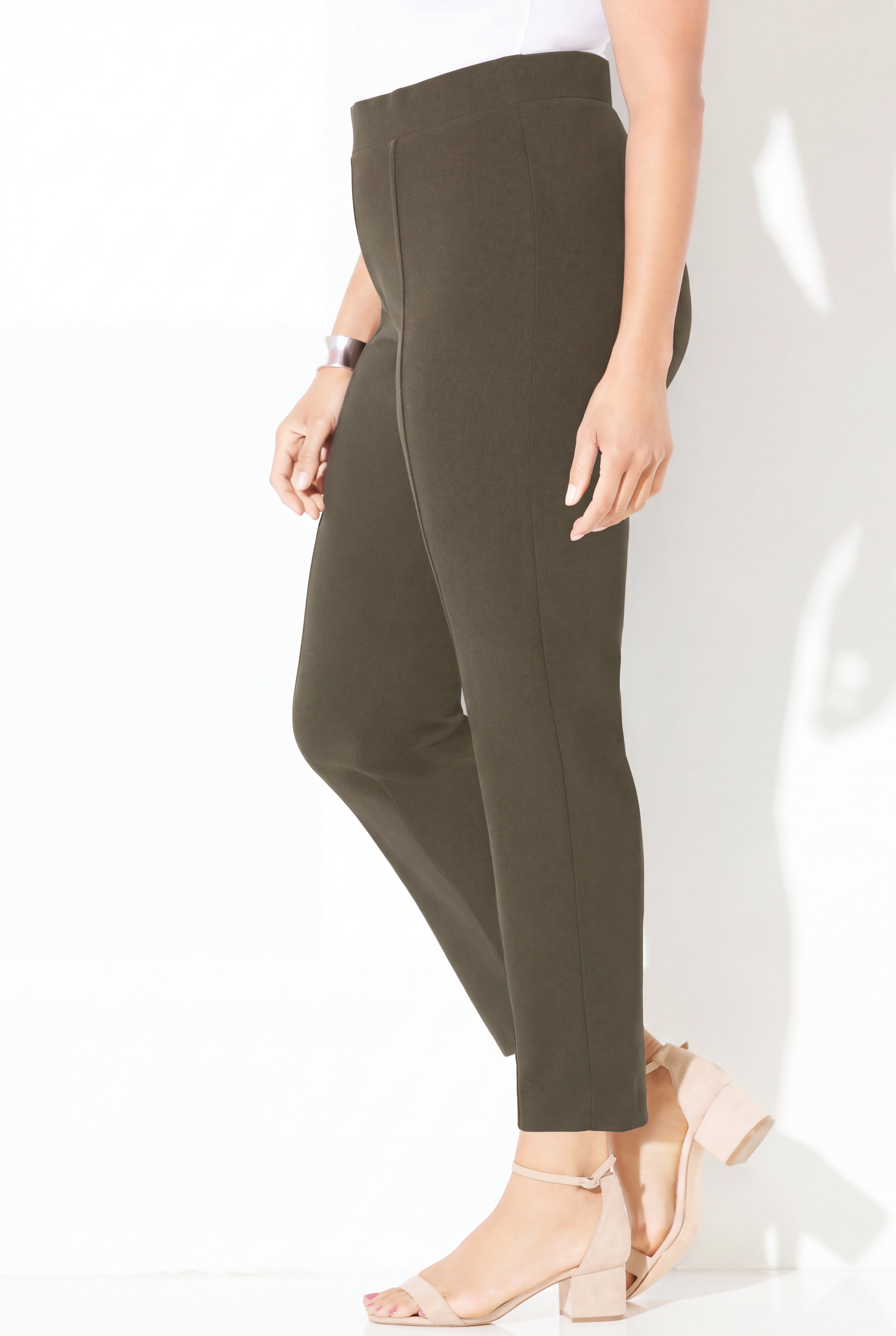 Crepe Knit Pull-On Pant image number 2