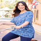 Easy Fit Short Sleeve Scoopneck Tunic image number null