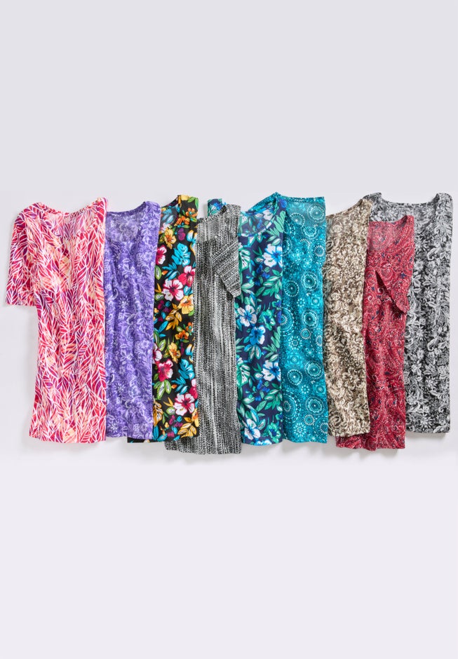 Easy Fit Short Sleeve Scoopneck Tunic image number 3