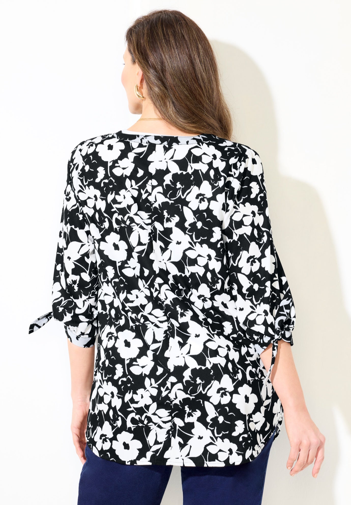 Georgette Buttonfront Tie Sleeve Cafe Blouse image number 2