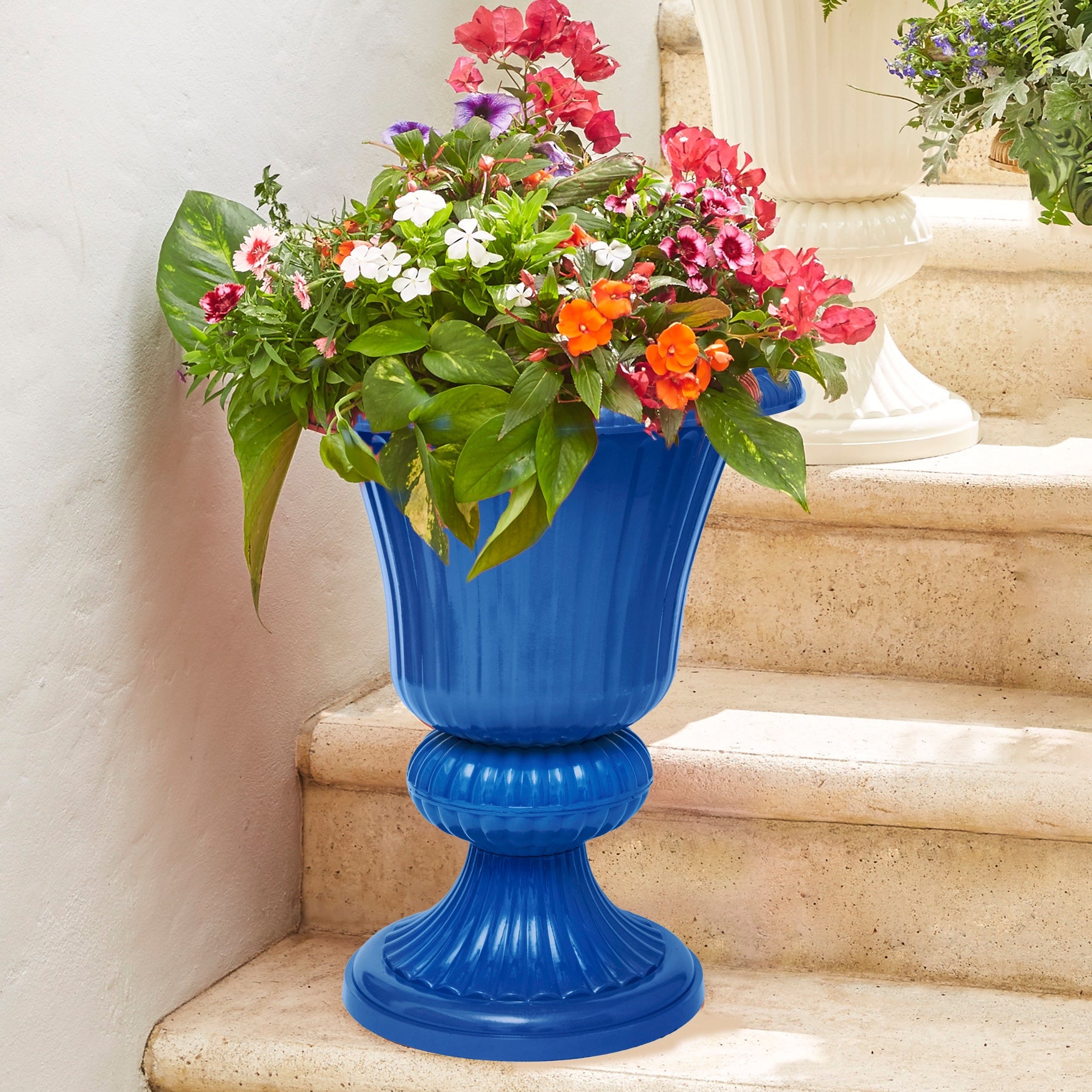 Traditional Embry Plastic Urn Planter image number 0