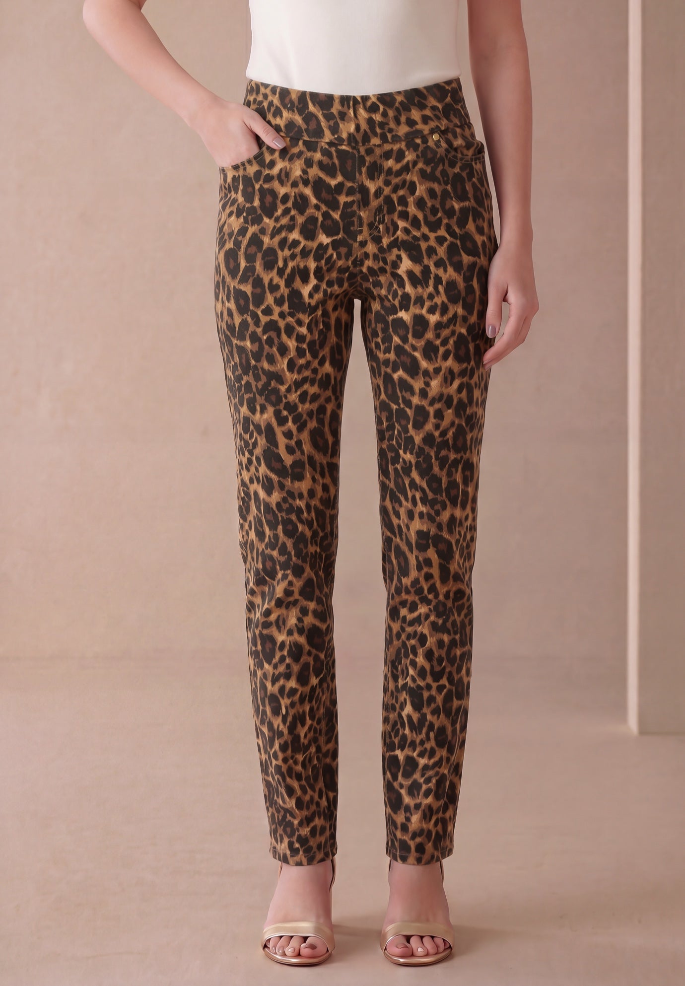 Comfort Waist Stretch Denim Straight-Leg Jean image number 0