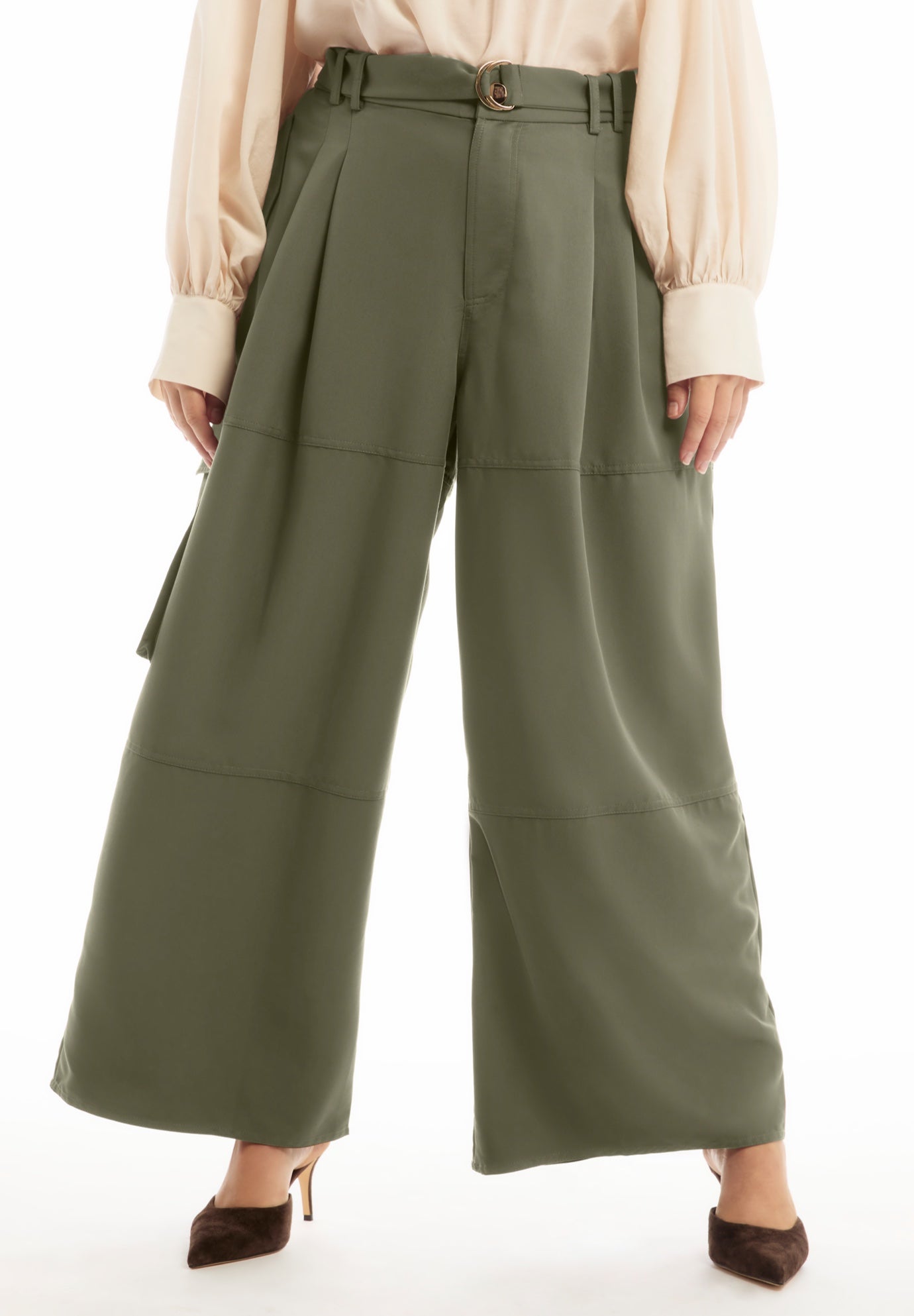 High-Rise Wide-Leg Cargo Pants image number 3