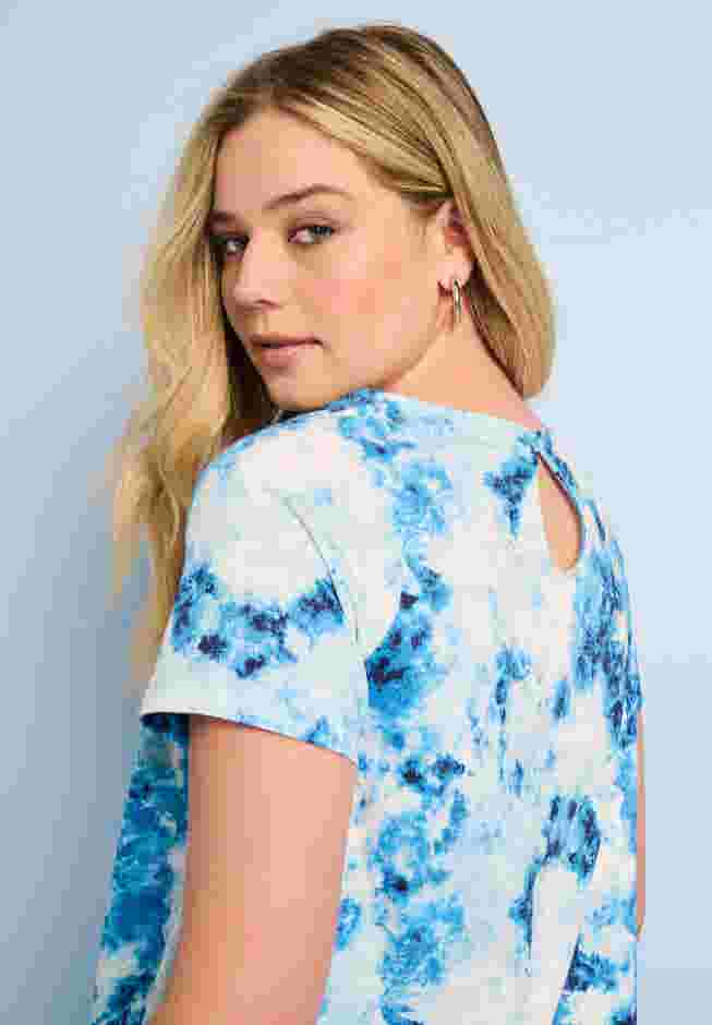 Plus Size Cotton Ultimate Swing Tee with Keyhole Back image number 4